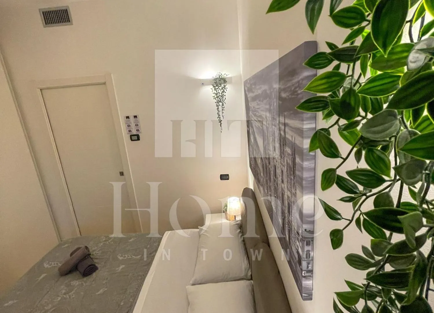 Home In Town - Porta Nuova District Milan 0*,