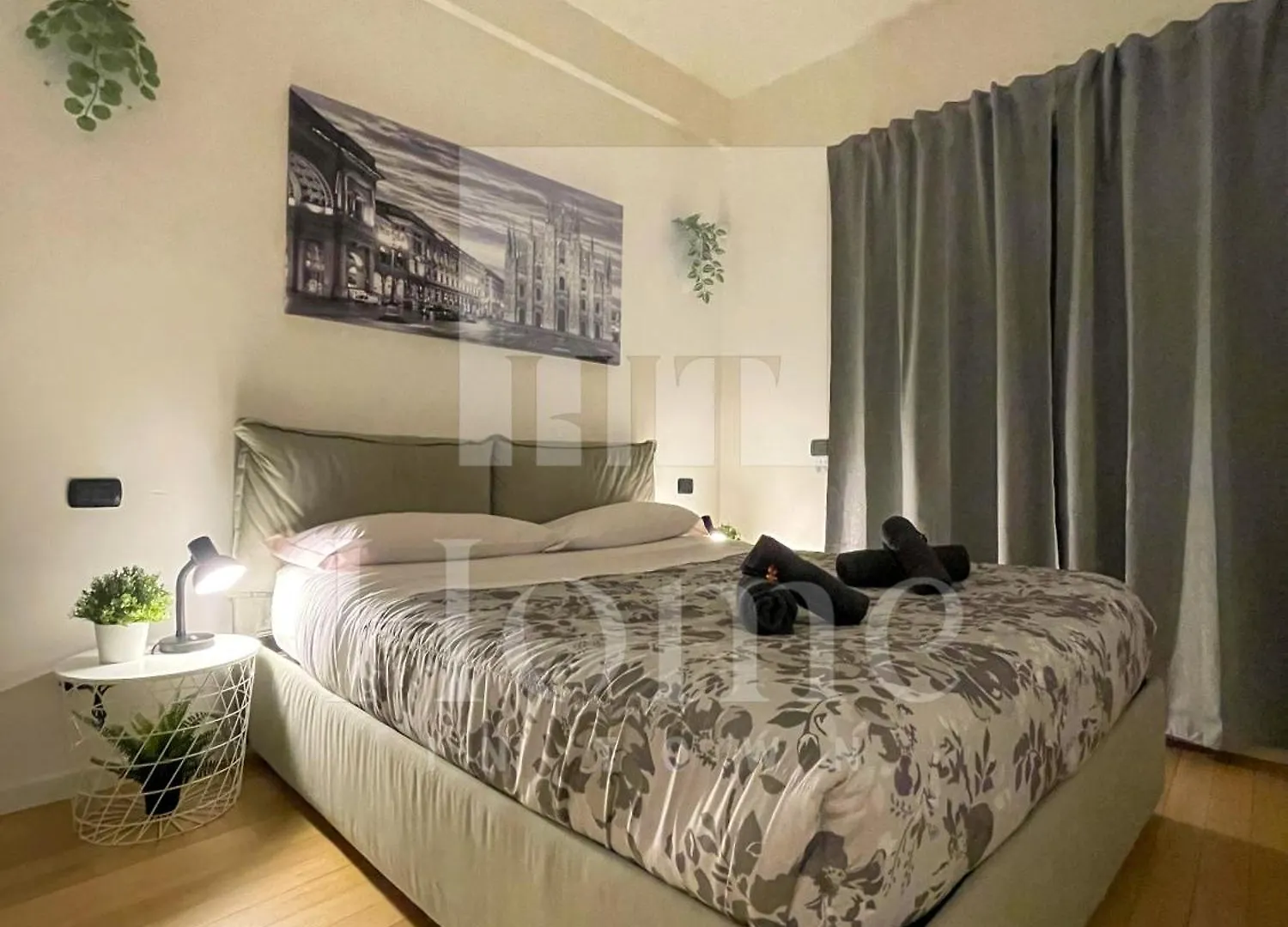 Home In Town - Porta Nuova District Milan Apartment